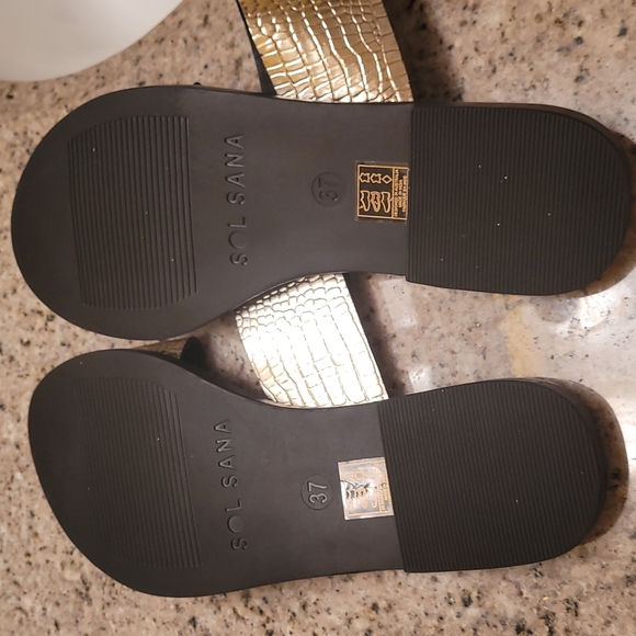SOL SANA slippers. Size 6.5 - Picture 2 of 3